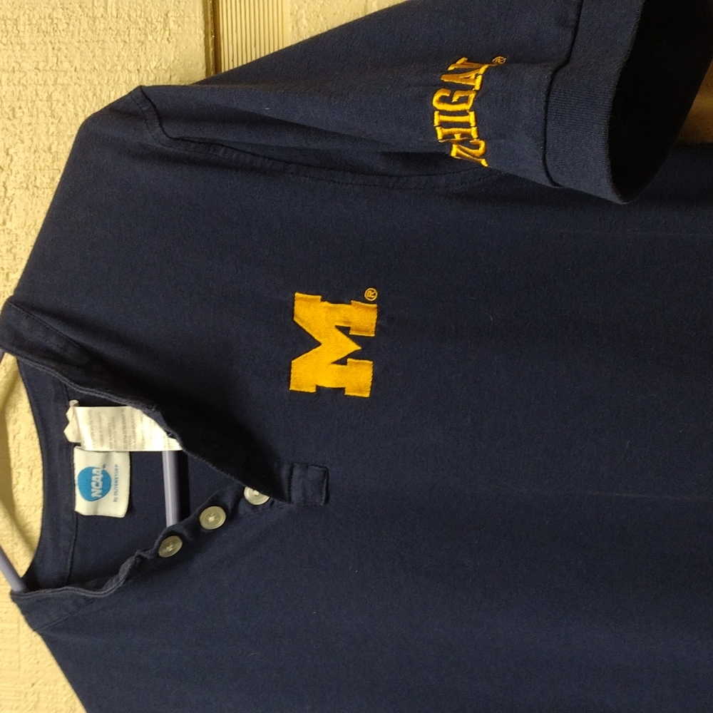 NCAA Michigan polo shirt XL